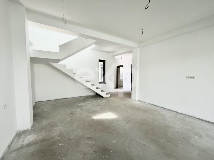 Casă individuală cu 4 camere cu Teren 430 Mp în Corbeanca