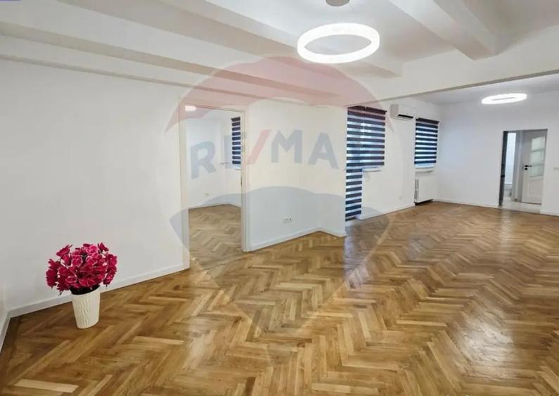 Apartament 4 camere de inchiriat Bd. Unirii / Str. V... - 1