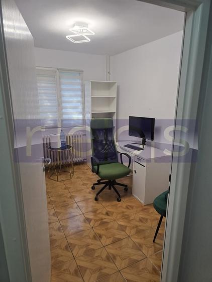 Apartament cu 3 camere decomandat în Dristor