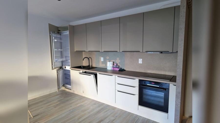 Apartament cu 2 camere semidecomandat, mobilat în Mărăști