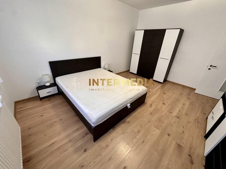 Apartament cu 2 camere decomandat, mobilat în Central