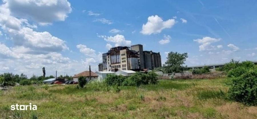 Teren de 6700 mp, în Central
