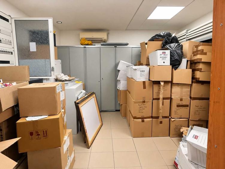 Casă cu 4 camere cu Teren 132 Mp în Pantelimon