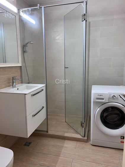 Vand apartament 2 camere Aviatorii 2