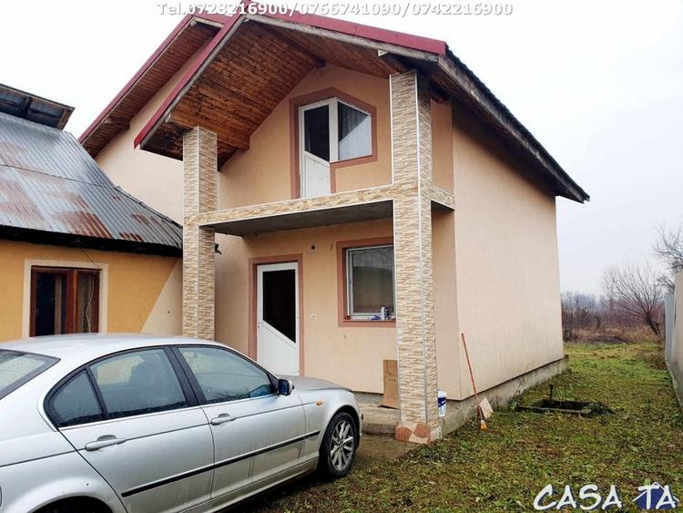 Casă individuală cu 3 camere cu Canalizare în Bălești