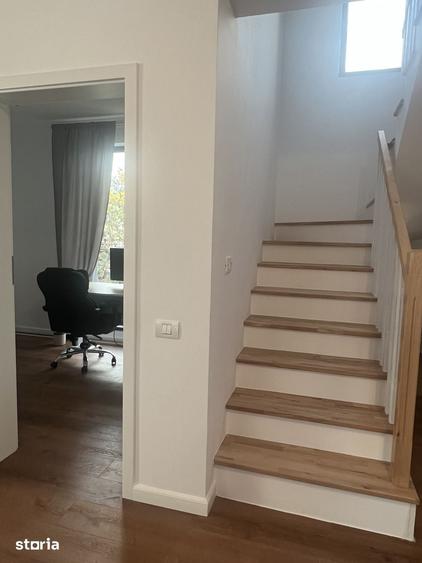 Casă cu 3 camere cu Teren 350 Mp în Central