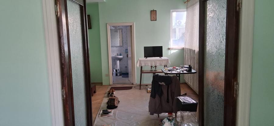 Casă cu 5 camere cu Canalizare în P-ța Dorobanți