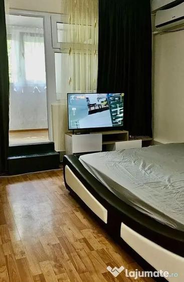 Garsonieră semidecomandată în Micro 40