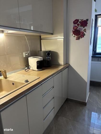 Apartament cu 2 camere decomandat, mobilat în Prelungirea Ghencea