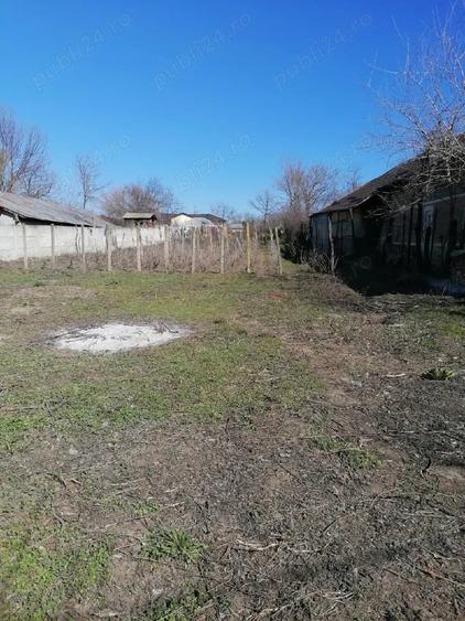 Teren de 712 mp, în Vădăstrița