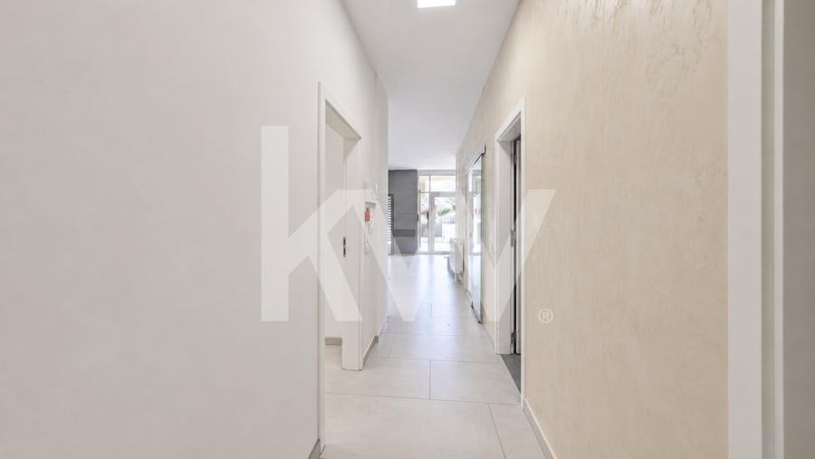Spațiu comercial, de 229 mp, în Central