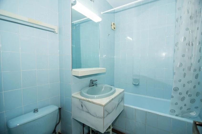 Inchiriere - Apartament 3 camere - Zona Centrala - 8