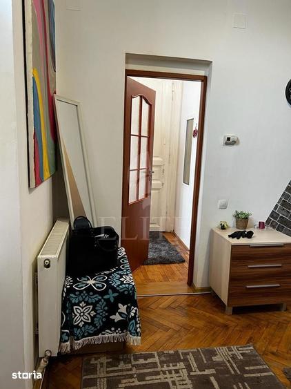 Apartament o camera in zona MAGAZINUL CENTRAL - 8