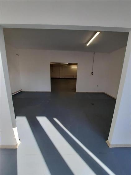 Spațiu industrial, de 220 mp, în Industrial Est