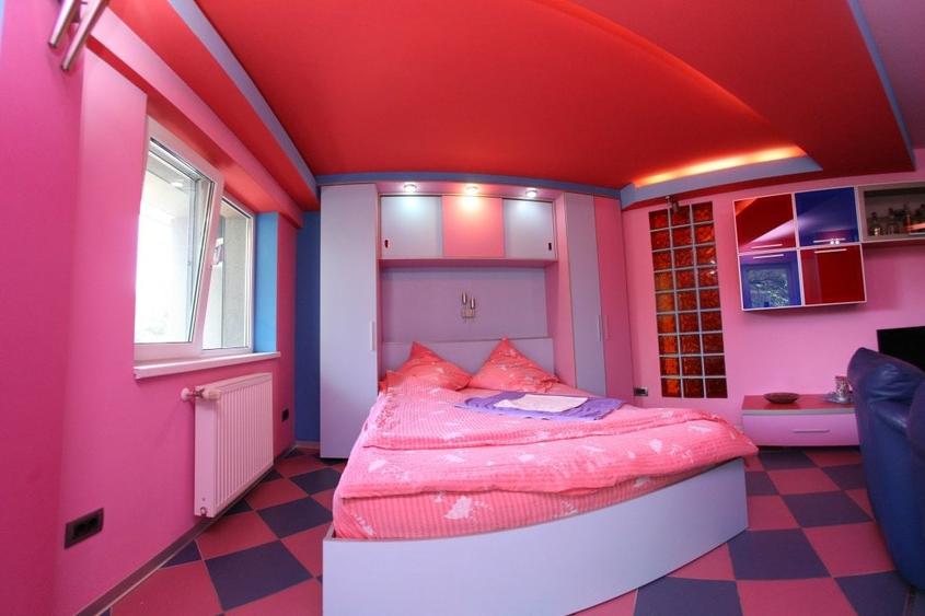 Apartament cu 4 camere decomandat, mobilat în Complex Studențesc