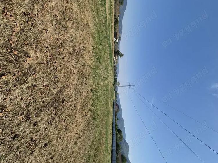 Teren de 3863 mp, în Vad