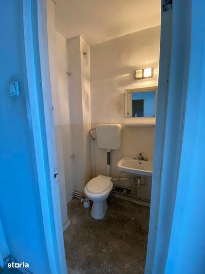 Apartament cu 4 camere, mobilat în Vasile Aaron