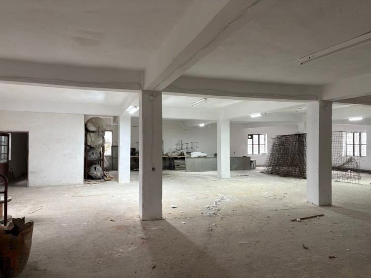Spațiu comercial, de 583 mp, în Central