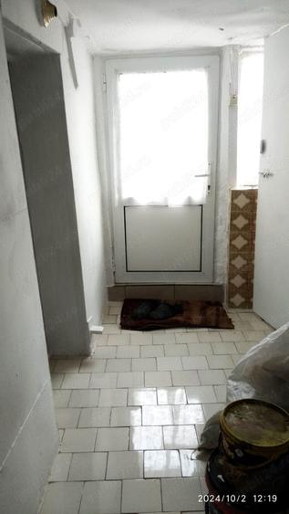 Casă cu 2 camere în Central