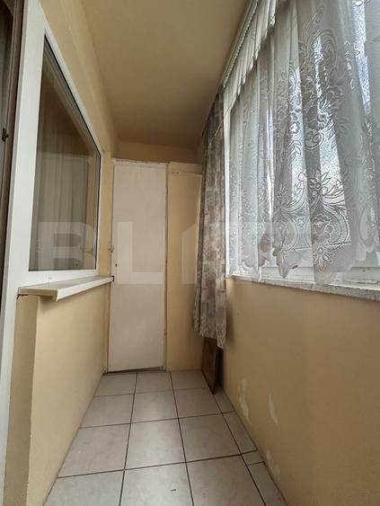 Apartament cu 2 camere semidecomandat, mobilat în Gherla