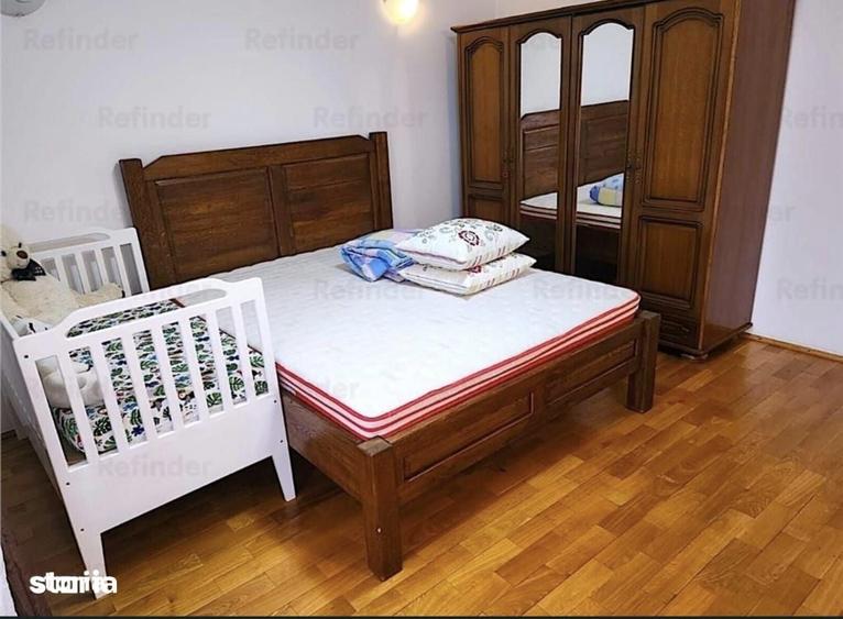 Casă cu 7 camere cu Teren 3500 Mp în Drăgănești