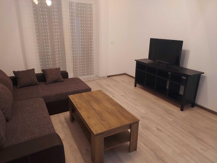 Apartament cu 2 camere decomandat în Giroc