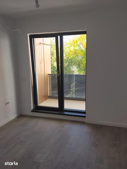 Spațiu comercial, de 300 mp, în Central