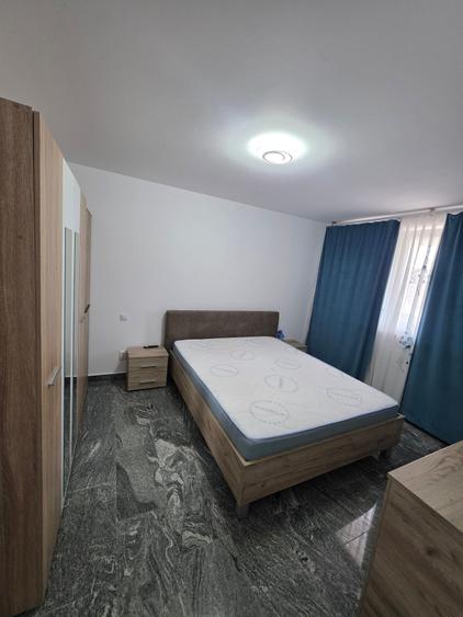 Apartament cu 2 camere semidecomandat, mobilat în 22 Decembrie