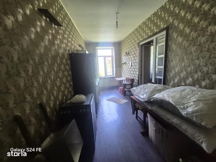 Casă cu 4 camere în Ștefan cel Mare