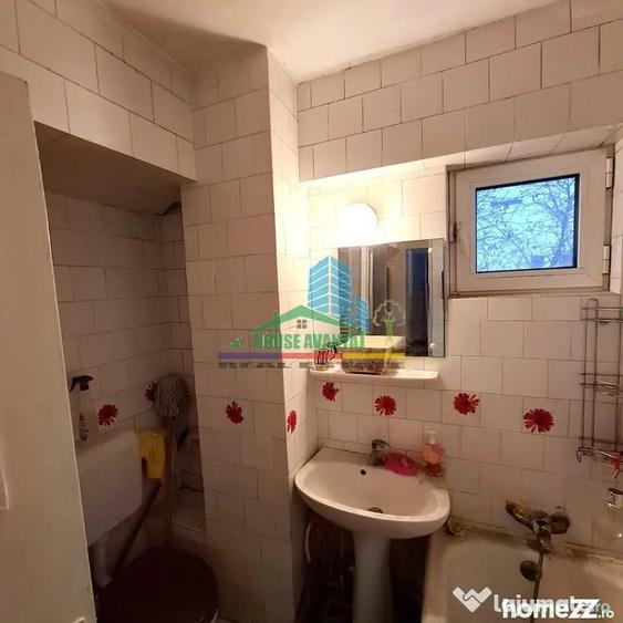 Apartament cu 4 camere decomandat în Ultracentral