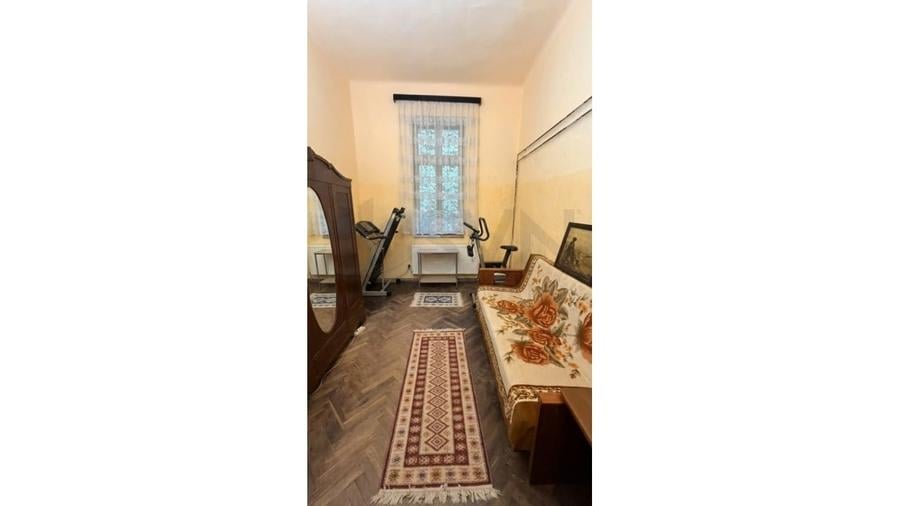 Casă individuală cu 5 camere cu Teren 410 Mp în Cotroceni