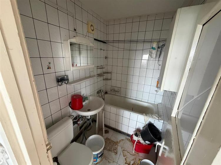 Apartament 3 camere de vanzare Zona Nord Ploiesti – Strada Cameliei, 2 balcoane, - 9