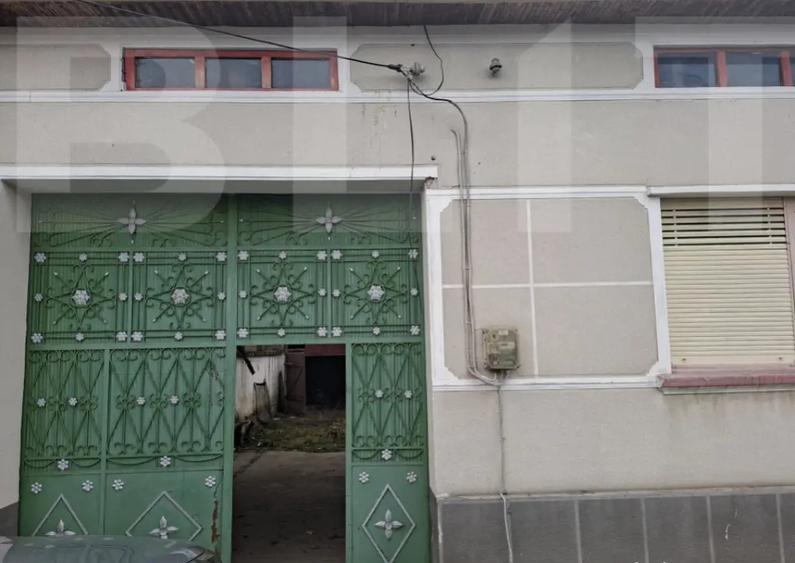 Casă cu 4 camere cu Teren 1000 Mp în Central