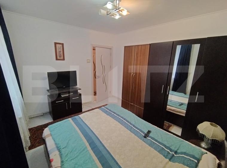 Apartament cu 2 camere semidecomandat, mobilat în Rovine