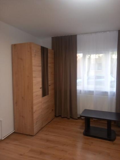 Apartament cu 2 camere în 7 Noiembrie