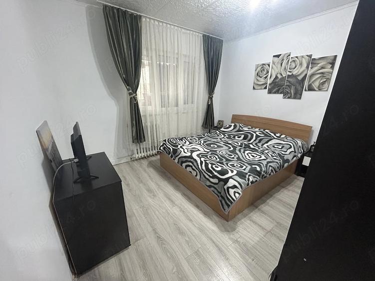 Apartament cu 5 camere decomandat în Central