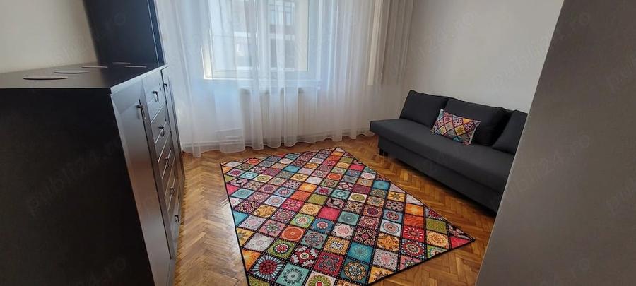 Apartament cu 3 camere decomandat în Gara
