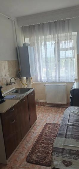 Apartament cu 2 camere nedecomandat în 1 Mai