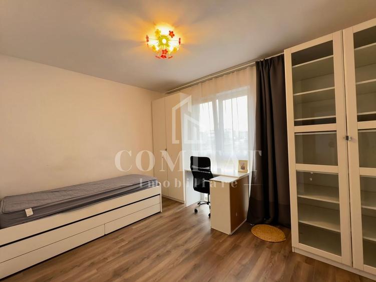 Apartament cu 3 camere decomandat, mobilat în Bună Ziua