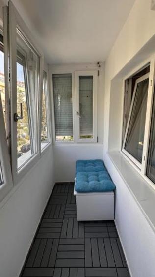 Apartament cu 2 camere decomandat, mobilat în Tei