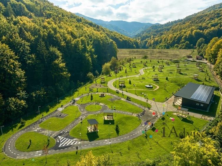 Penthouse cu 4 camere decomandat în Răcădău