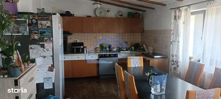 Casă cu 4 camere cu Teren 245 Mp în Agigea