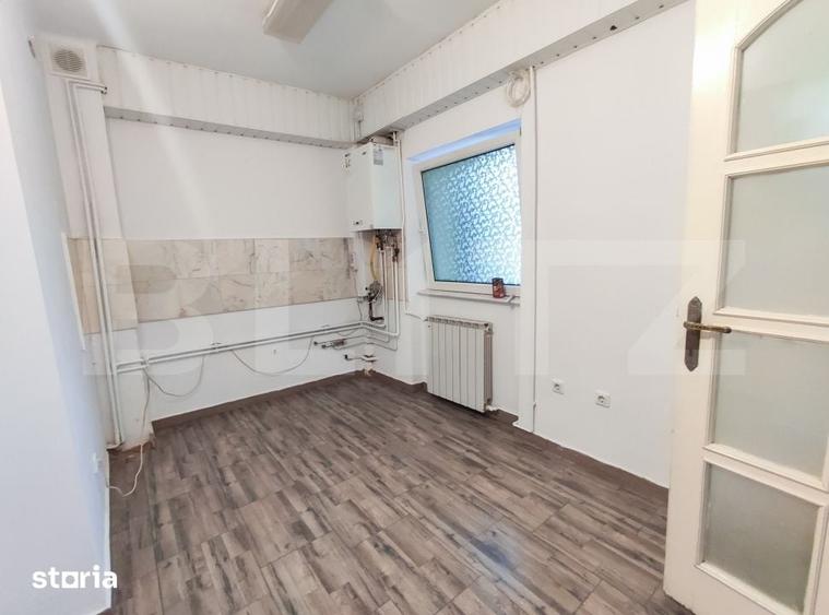 Spațiu comercial, de 45 mp, în Central