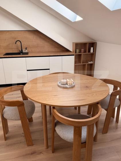 Apartament cu 2 camere semidecomandat, mobilat în Florești