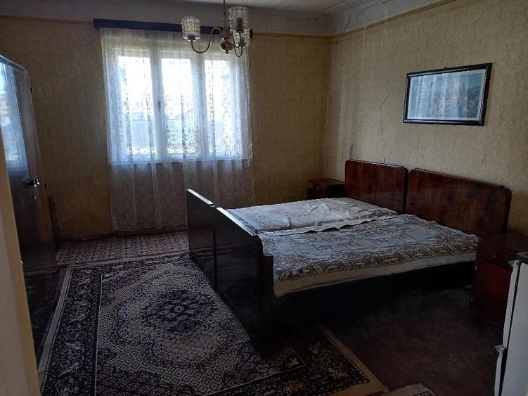 Casă cu 3 camere cu Teren 650 Mp în Central