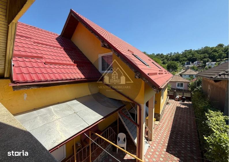 Casă cu 3 camere semidecomandat în Vitrometan