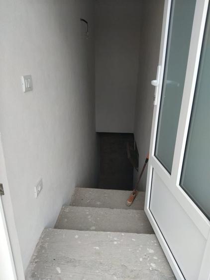 Casă cu 2 camere în Izvoare