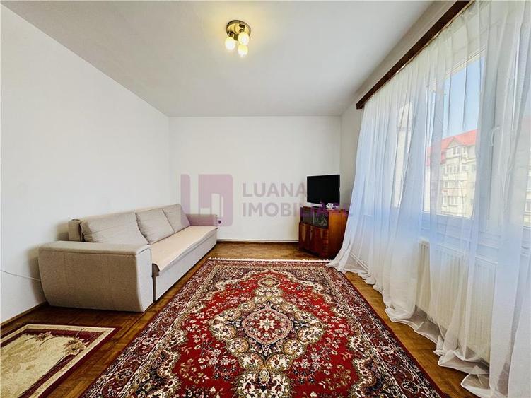 Apartament cu 2 camere semidecomandat, mobilat în Terezian