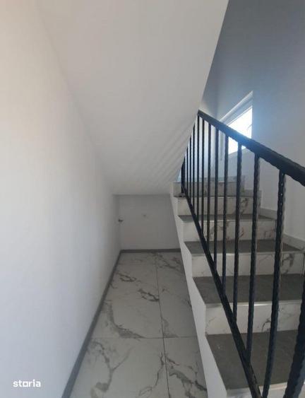 Casă cu 4 camere în Vârteju