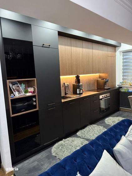Apartament cu 3 camere în Răcădău